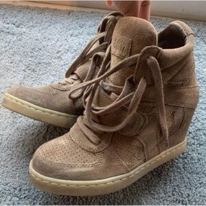 Ash wedge sneaker